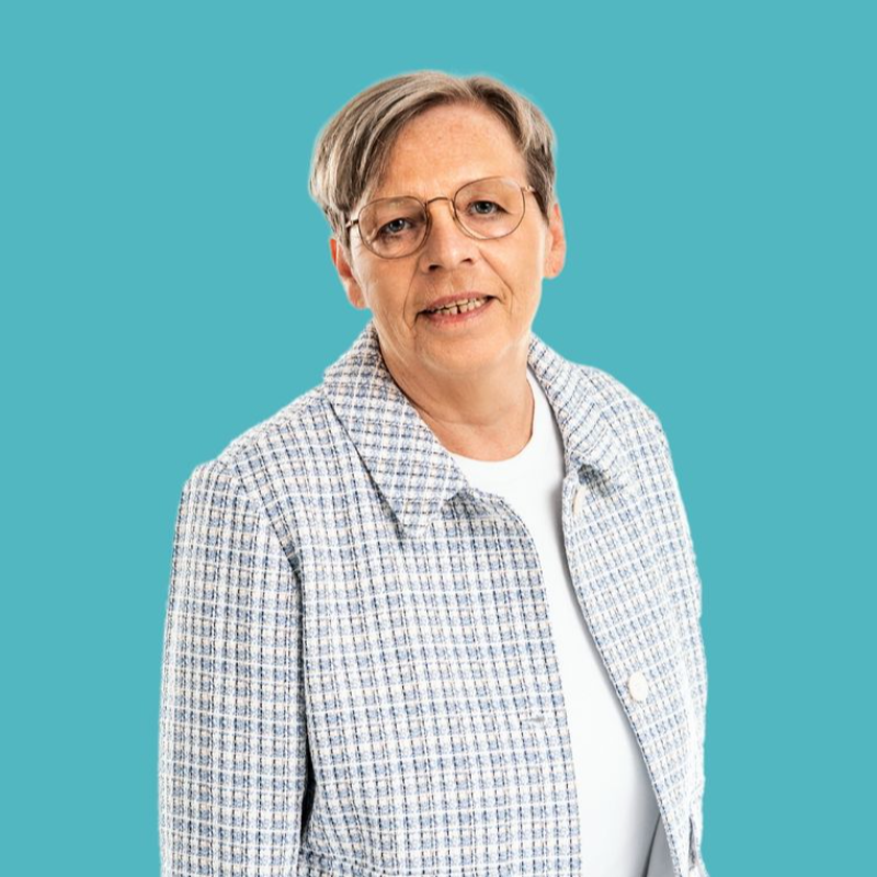 Agnes Quinders
